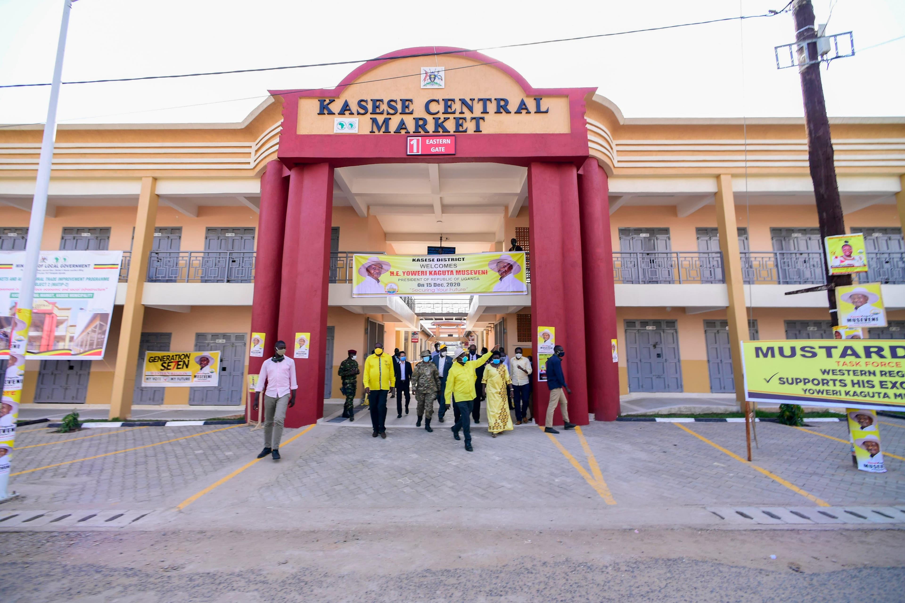 Museveni commissions Shs14.9 billion market in Kasese