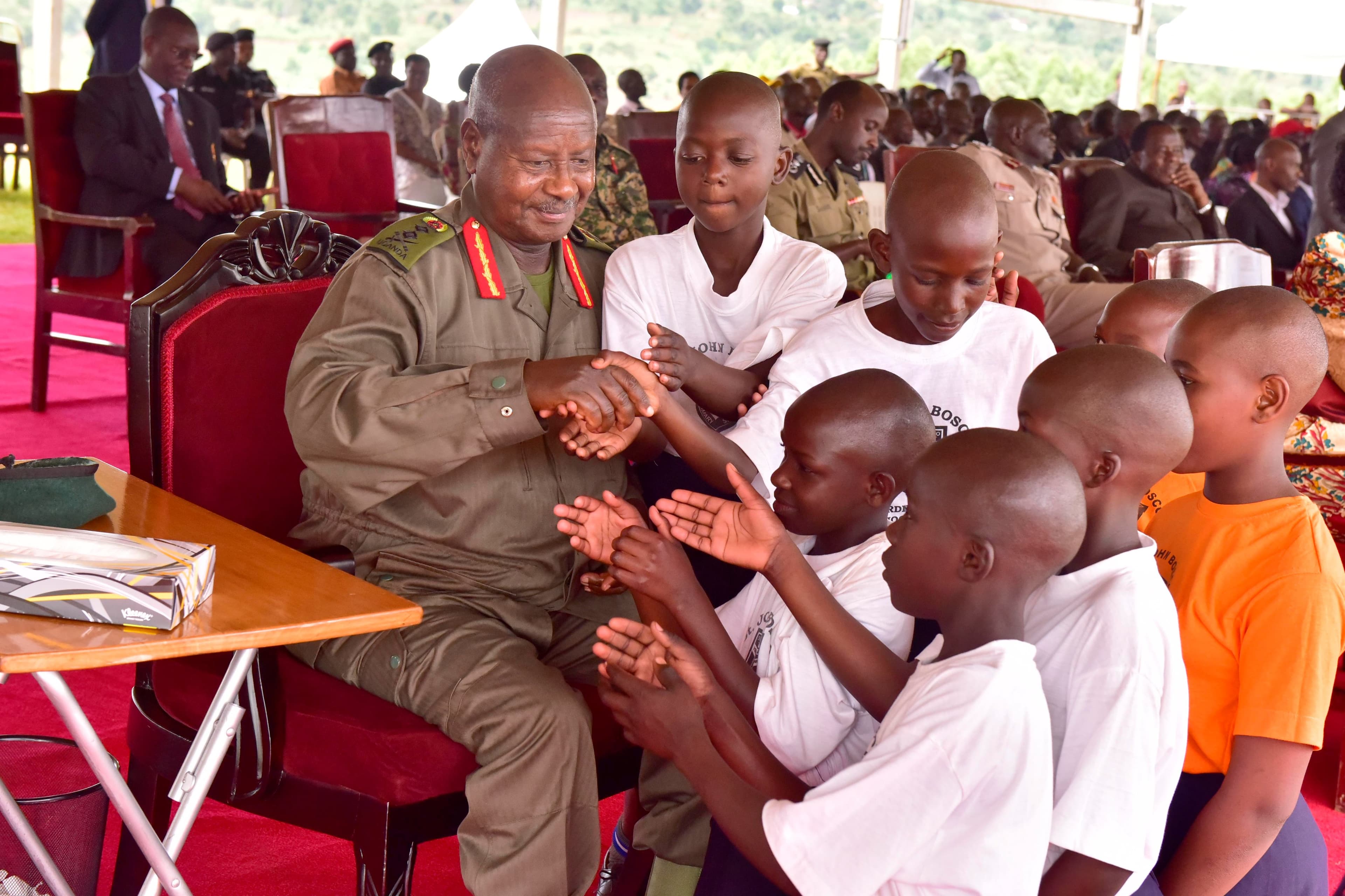Museveni to Meet MPs over Anti-Gay Bill