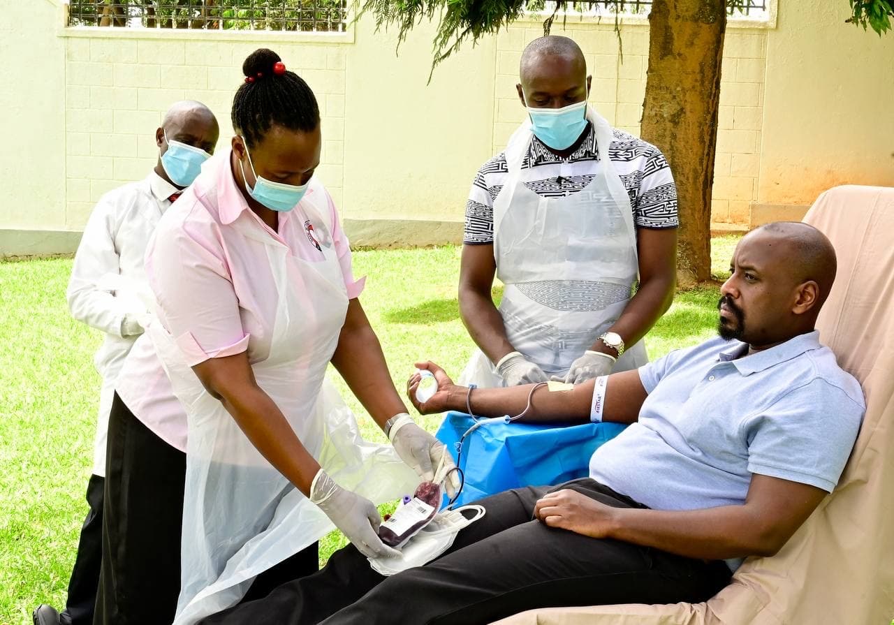 Gen Kainerugaba Joins SFC Soldiers in Blood Donation Campaign