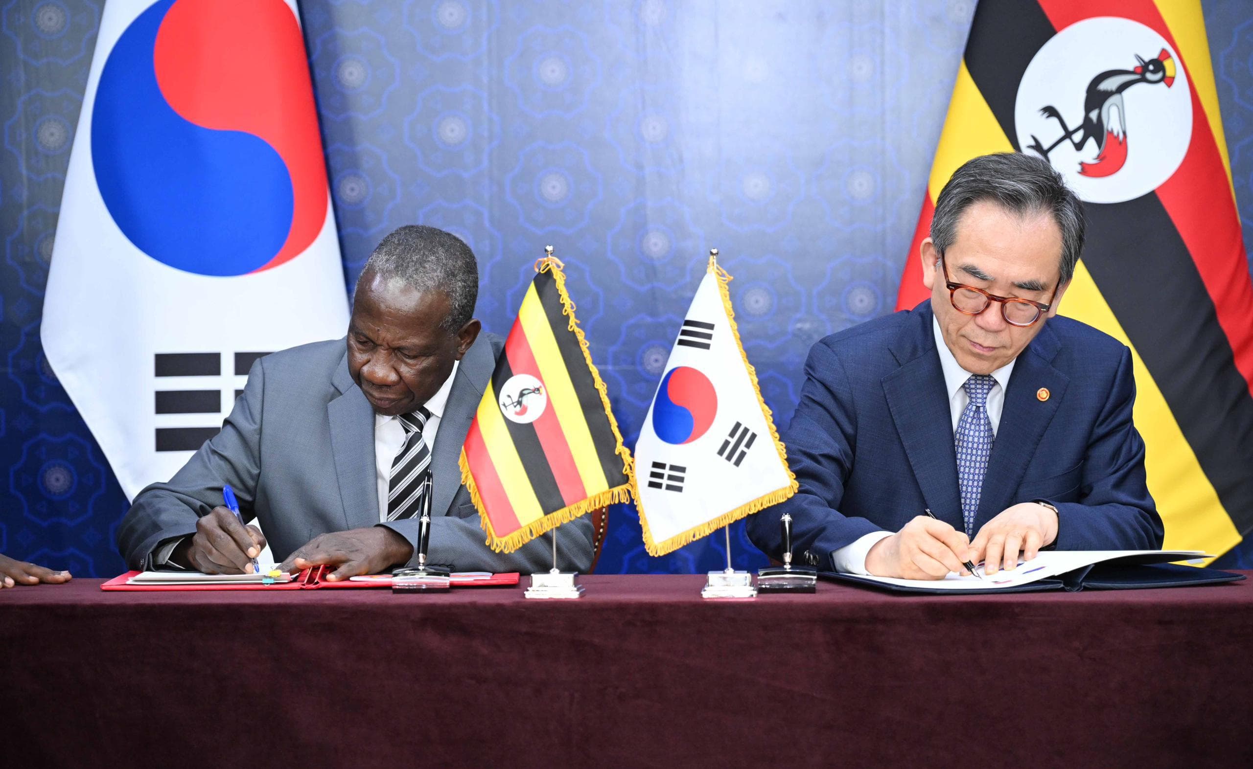 Uganda, South Korea Sign Framework Agreement for $500 Million Loan