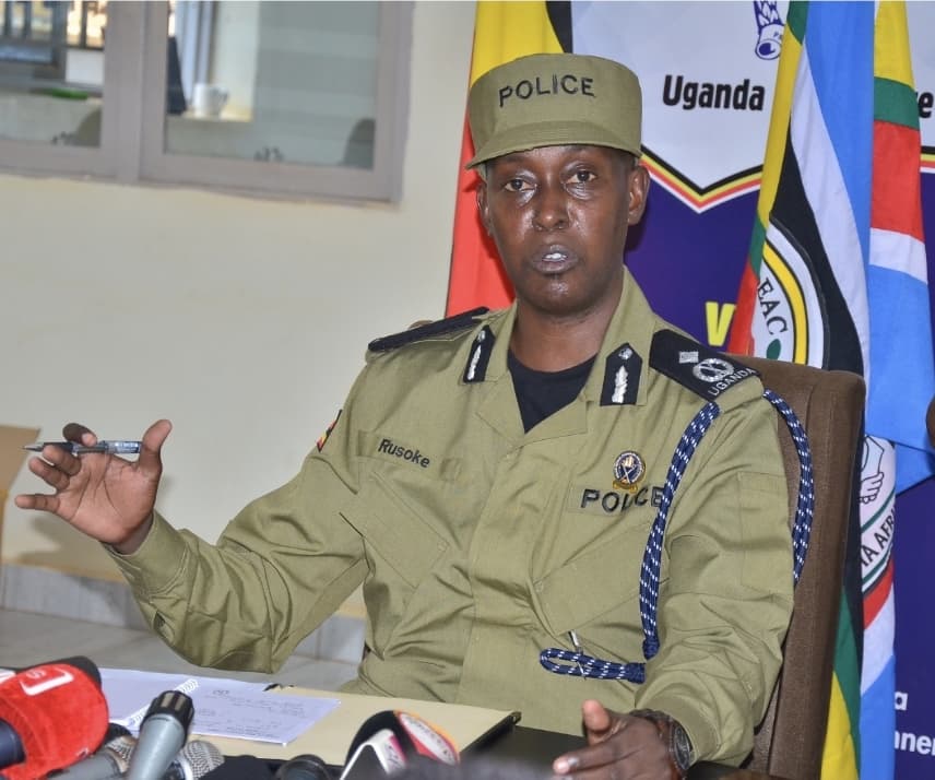 Police Warns of Criminals Sedating and Robbing Passengers on Buses