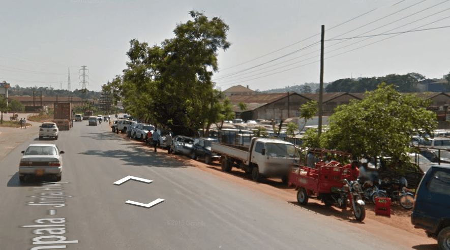 Govt Directs Car Bond Operators to Leave Kampala-Jinja Highway Road Reserve Within 30 Days