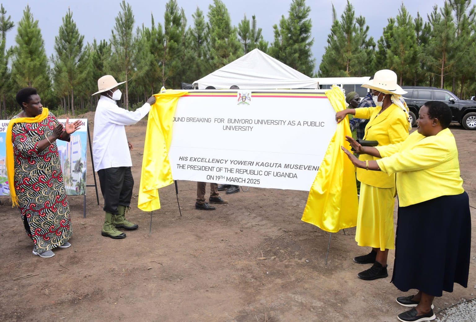 Museveni Launches Bunyoro University, Calls for Free Education