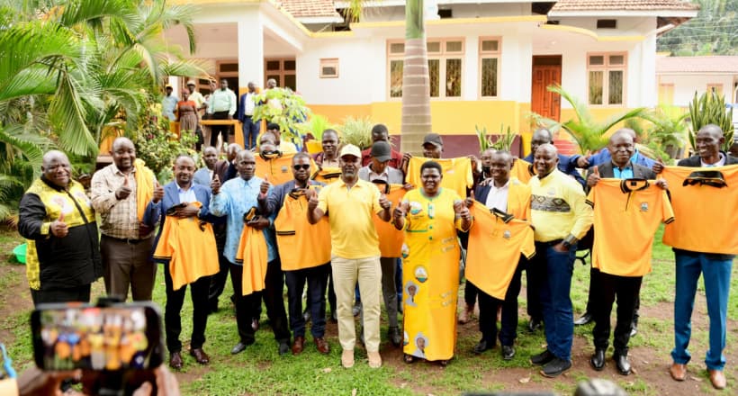 Boost for Museveni as 15 Opposition Candidates Defect to NRM