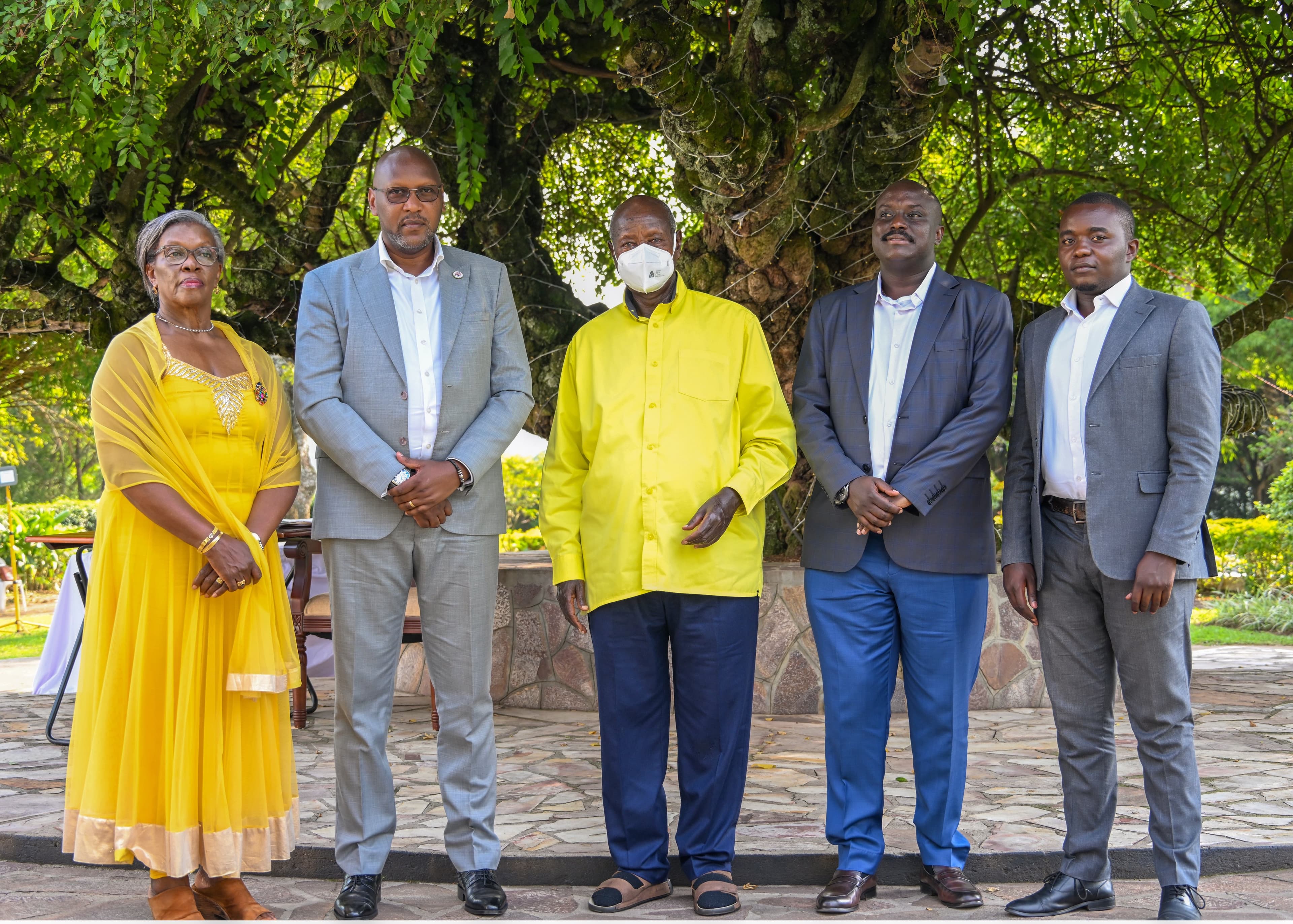 Museveni Pledges Support to Redevelop Tooro Kingdom's Muchwa Building