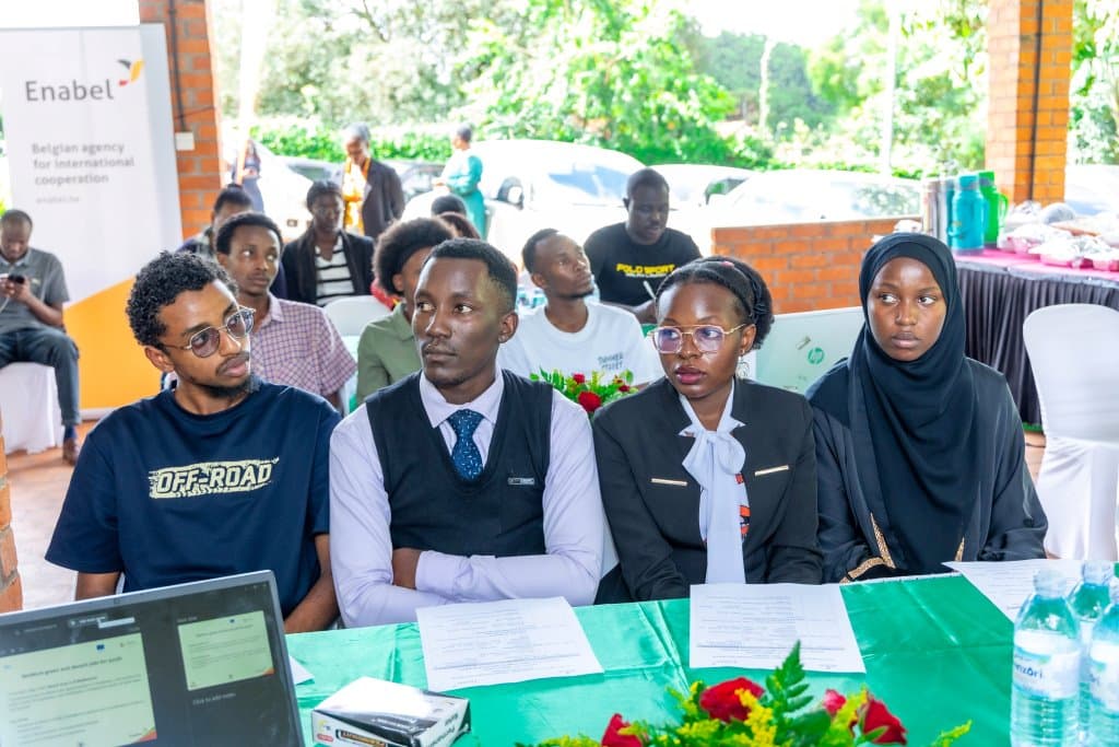 Enabel and KCCA have signed a €280,000 agreement to equip 1,000 youth in Kampala with job-ready skills.