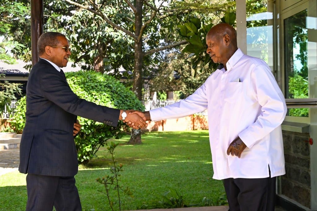 President Museveni and AU envoy Jakaya Kikwete have called for dialogue to resolve tensions in South Sudan.