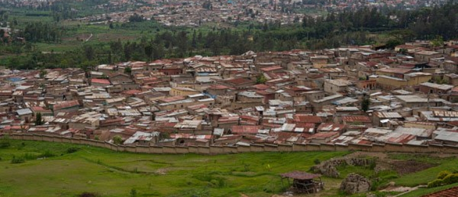 A general view of a slum on the outskirts of Kigali on October 17, 2019. - Slum dwellers in Kigali are accusing city authorities of razing their homes without paying compensation, stirring anger among poorer Rwandans who feel marginalised by a government-led push to modernise the capital.  